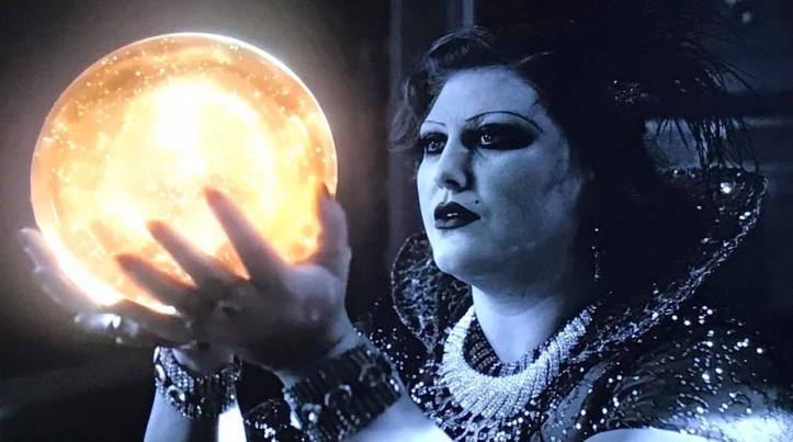 SenoritaKissTheGlobe